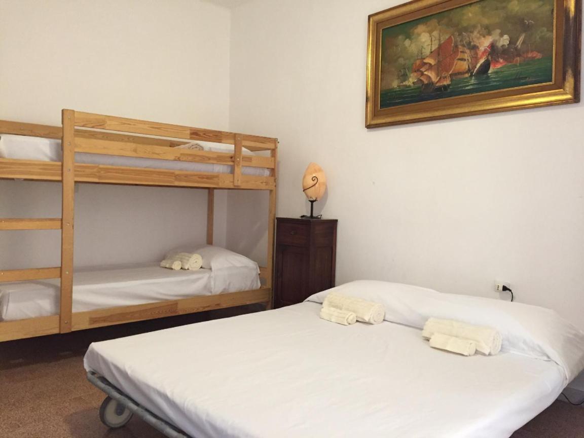 Nice Apartament 100M To Sea 2*Floor 모노폴리 외부 사진